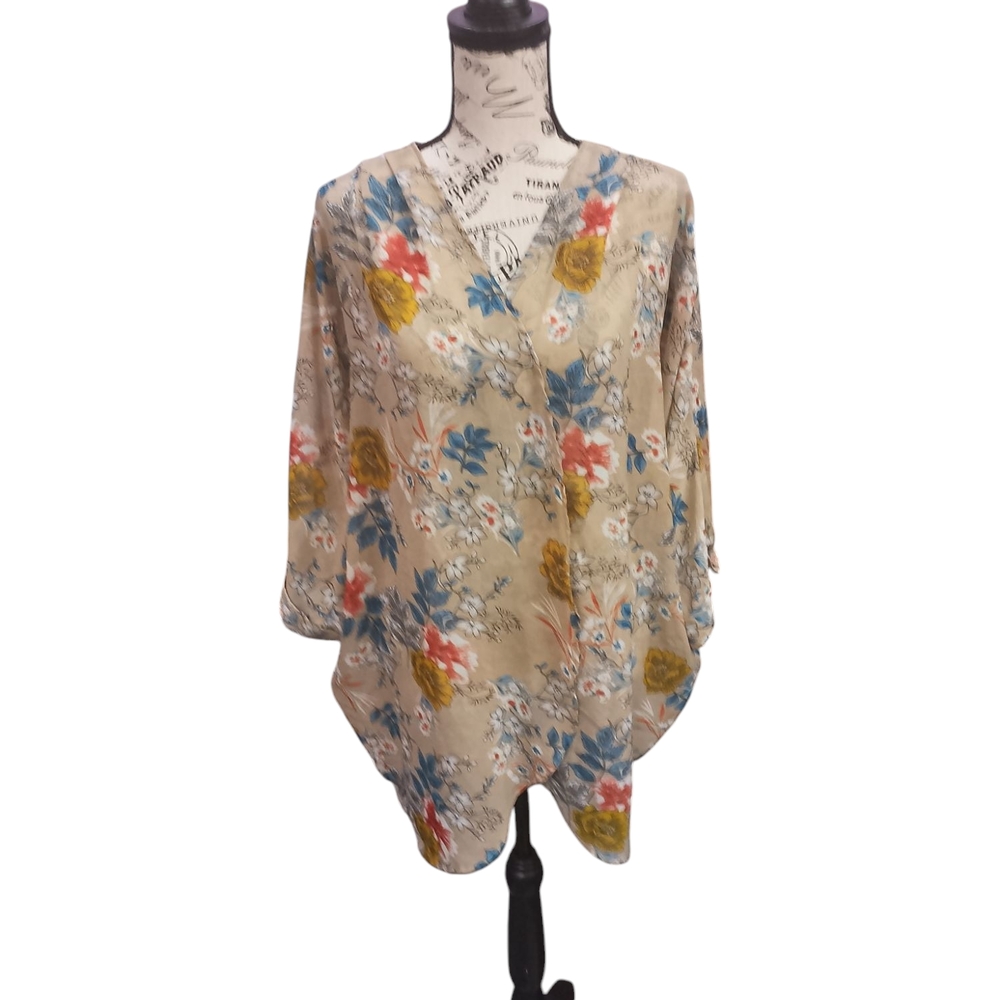 Source Unknown Cream and Blue Tunic with Notched Collar